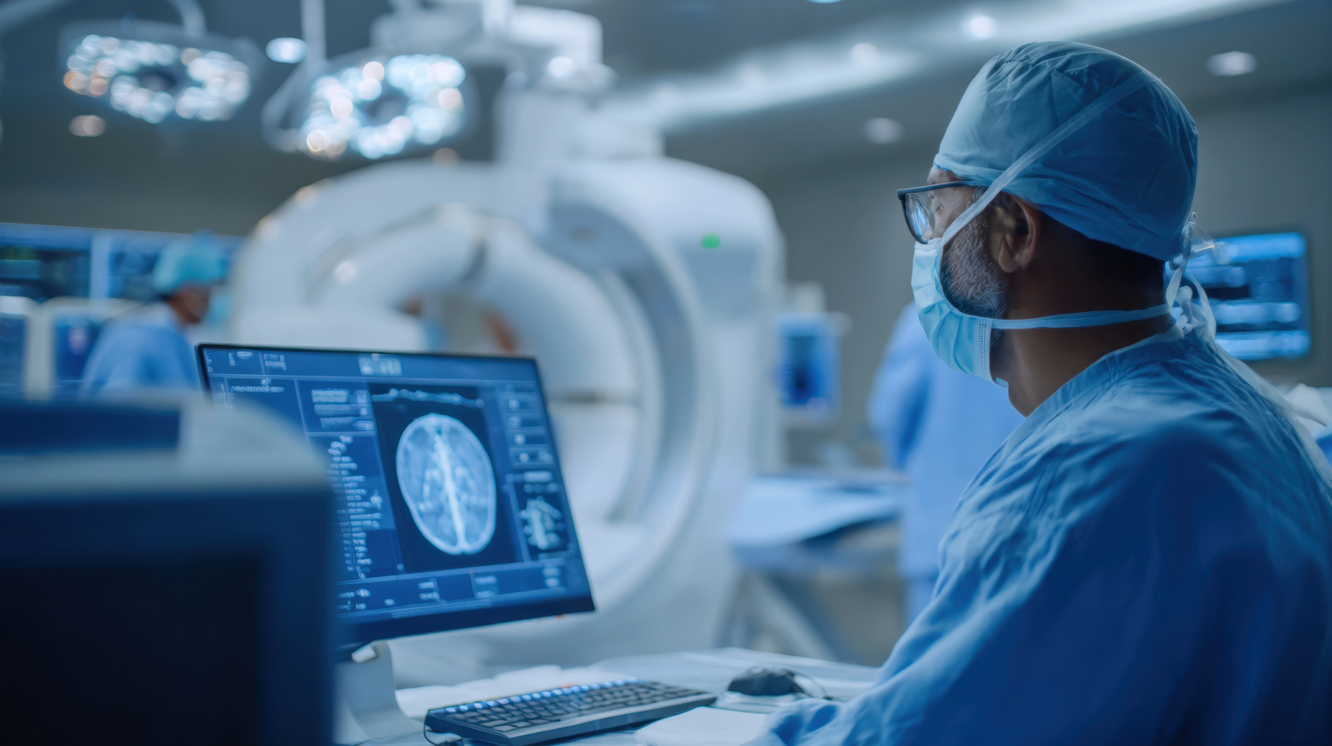 Medical imaging workstation for CT and X-ray systems with GPU-accelerated image processing and high +12V power demand