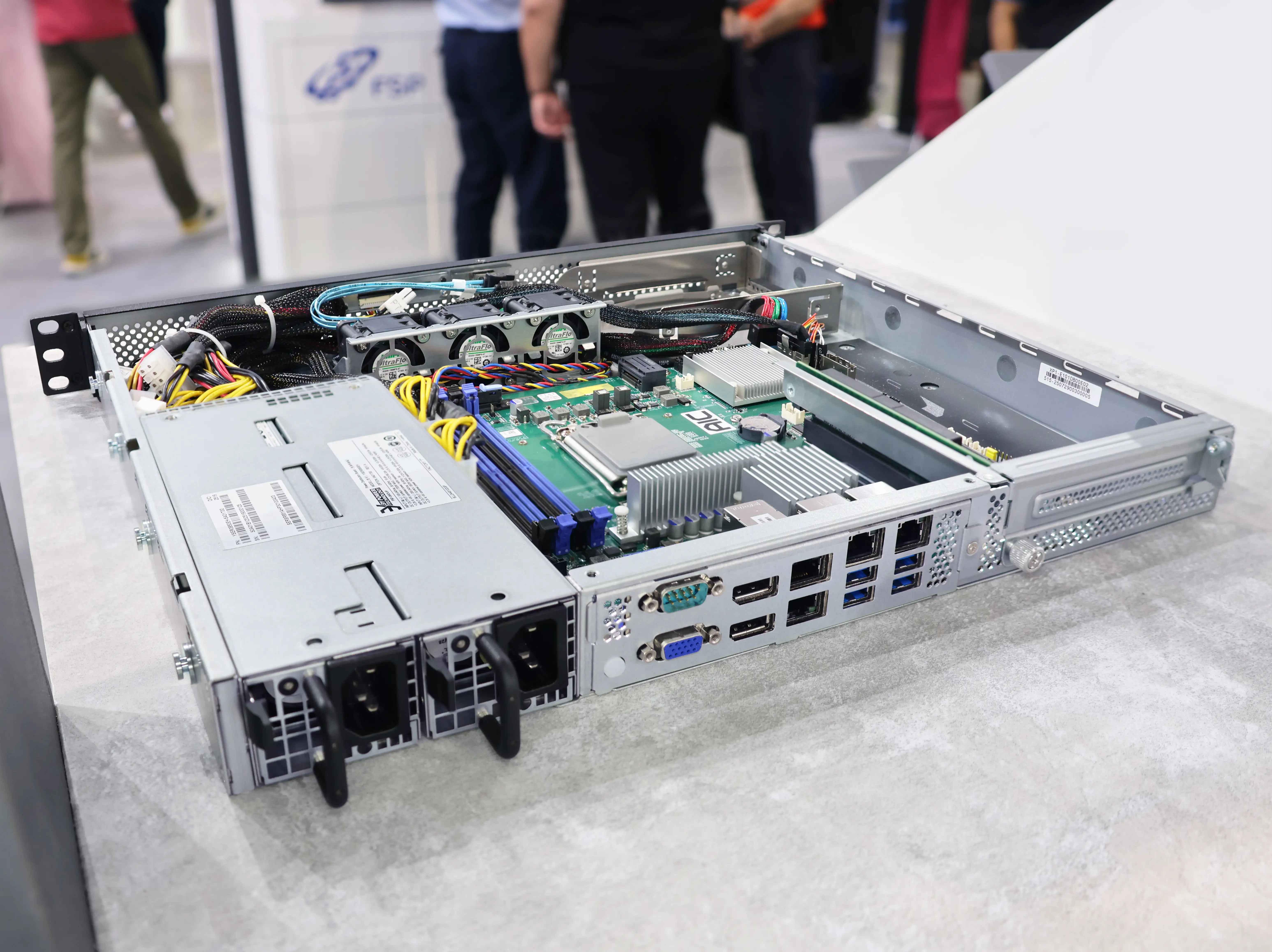 AIC EB101-DB 1U Edge Server Platform