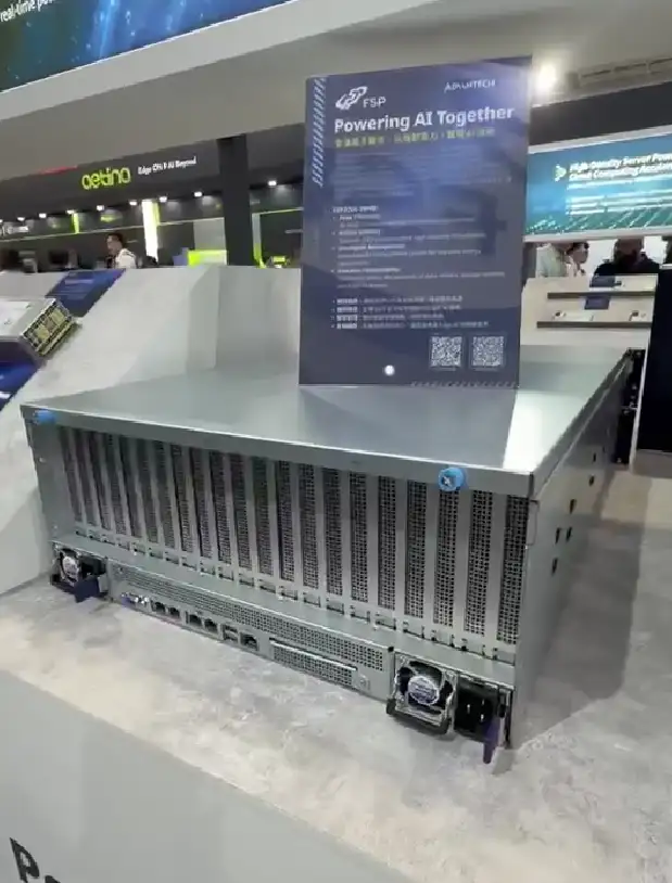 Advantech SKY-641E3 4U High-Density GPU Server